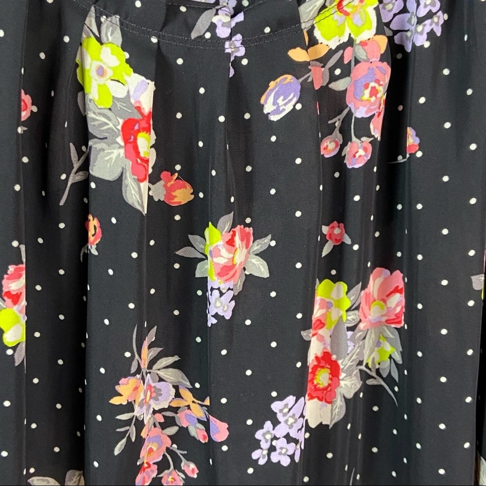 LC Lauren Conrad Black Floral Short Sleeve Blouse - Picture 3 of 8